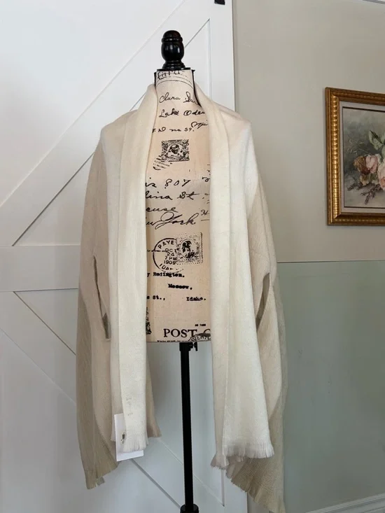 Pokoloko Alpaca Wool Wrap Scarf - Picture 3 of 5